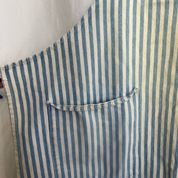 Williams Sonoma Classic Blue and White Apron - Picture 7 of 11